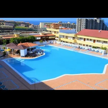 Marina Palace アパート